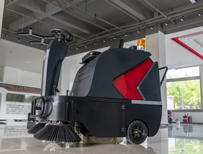 駕駛式洗地機(jī)