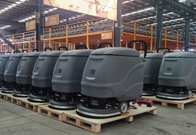 揚(yáng)子洗地機(jī)